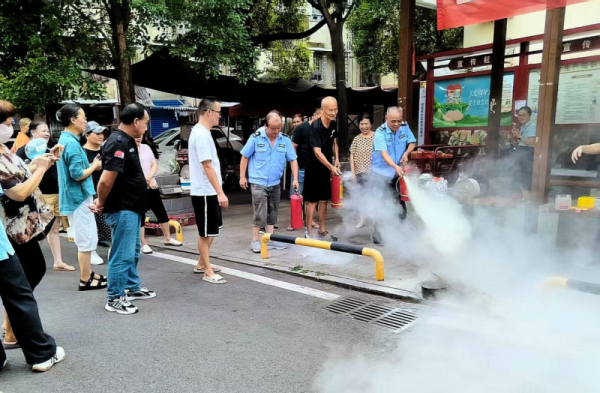 以“练”促防，共筑社区安全“防火墙”